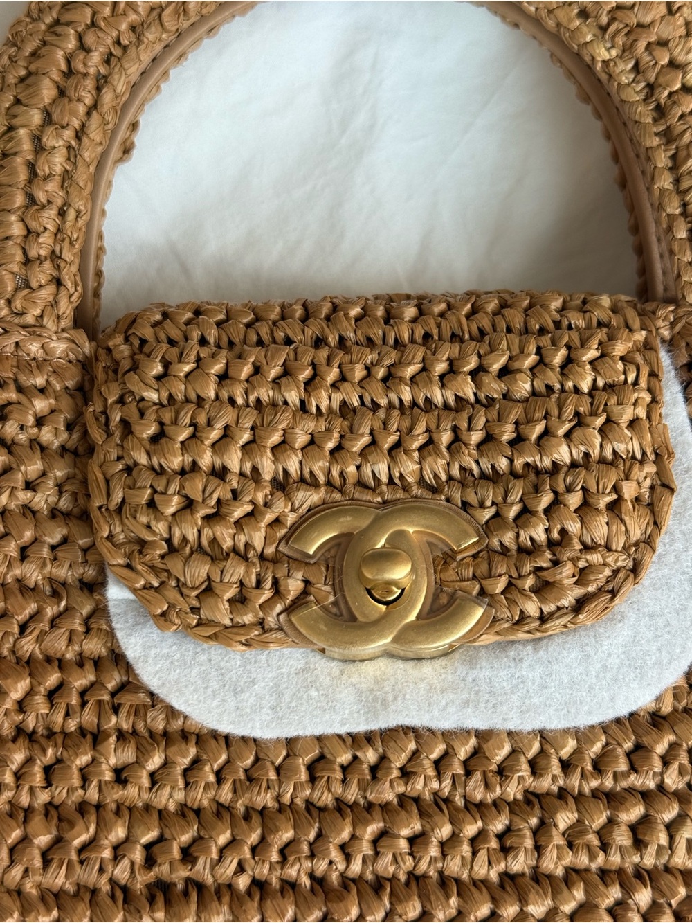 CHANEL Kelly raffia top-handle bag - Picture 2 of 12